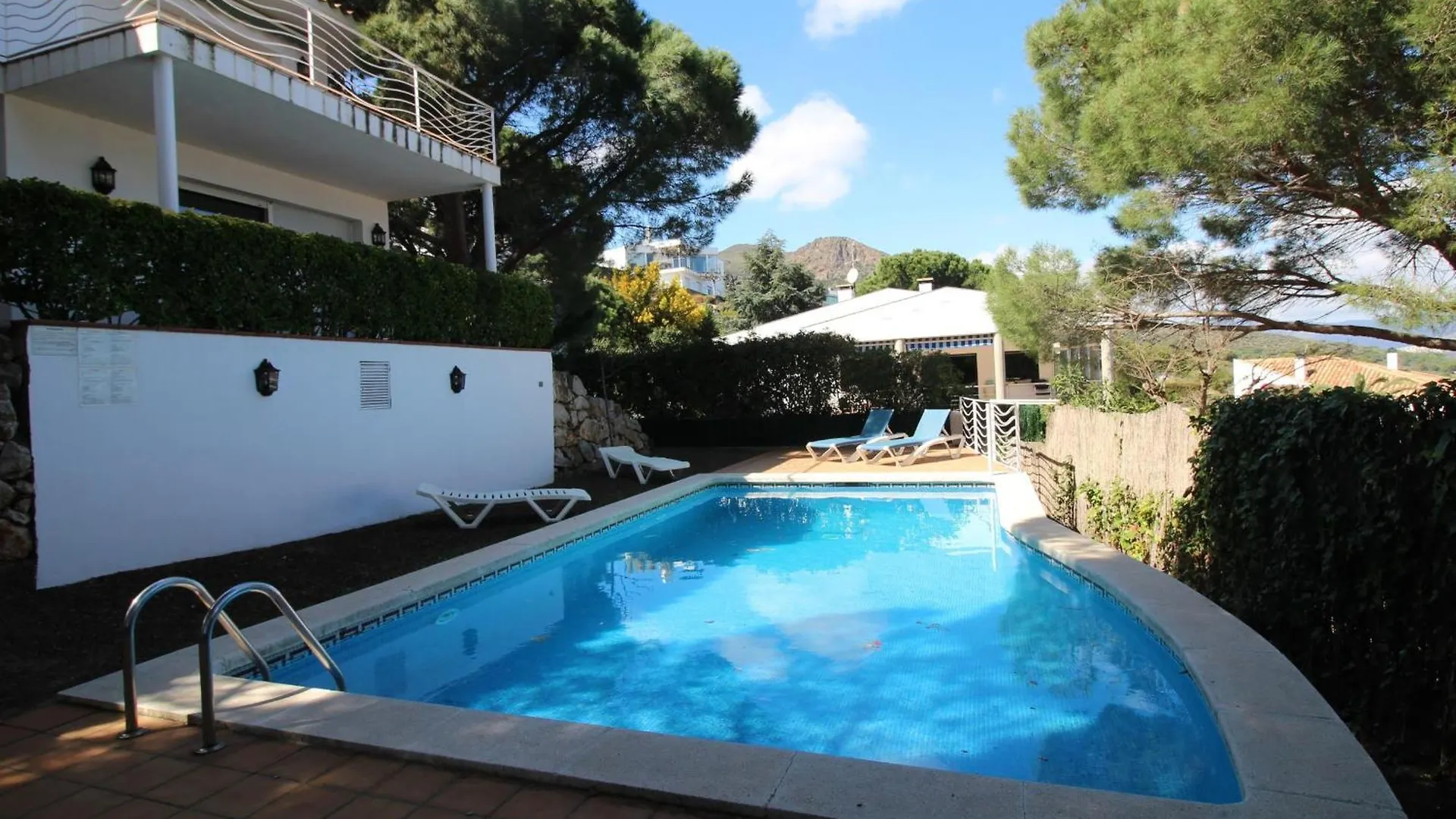 La Mora II - 4 - Gran Apartamento Con Jardin. Vistas La Mar Y Piscina Privada. - Es-228-57 El Port De La Selva 0*,